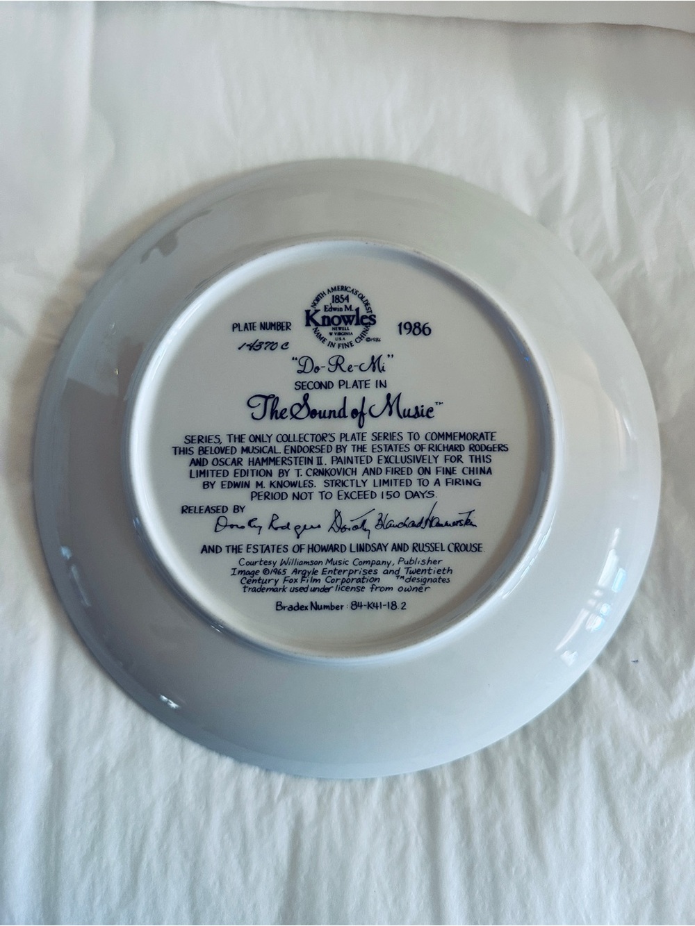 Knowles Collector Plate - “The Sound of Music” “Do-Re-Mi” 1986 2nd in Series - Picture 3 of 10